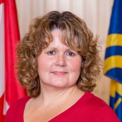 Deb McIntosh to cheer Castlegar council on from sidelines