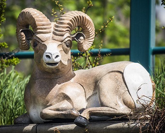 Update: Castlegar sculpture stolen and then returned