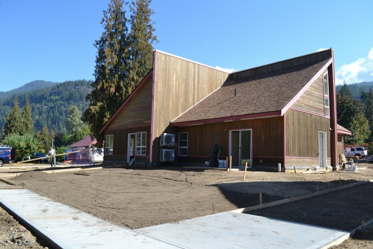 Slocan City Suites celebrates grand opening