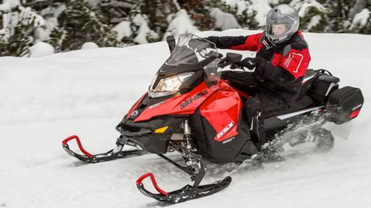 SAR teams locate missing snowmobilers