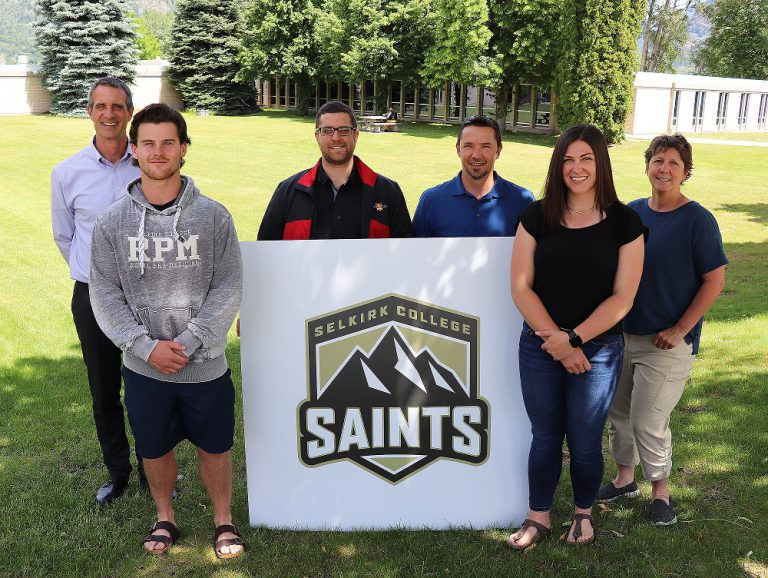 Selkirk Saints unveil refreshed logo