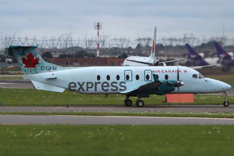 Air Canada extends West Kootenay Regional Airport flight suspension
