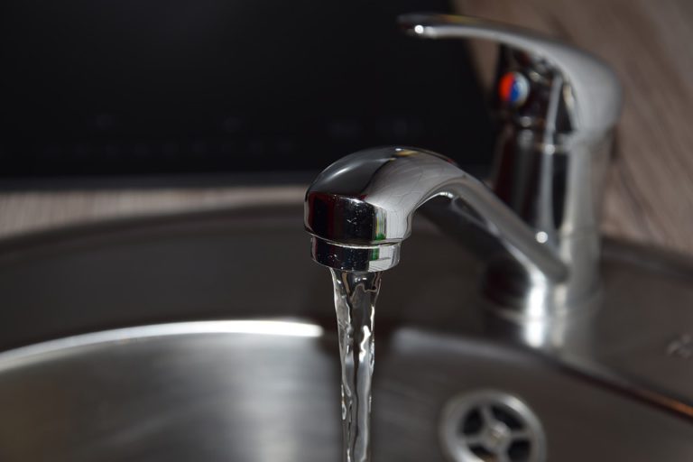 North Castlegar homes without water