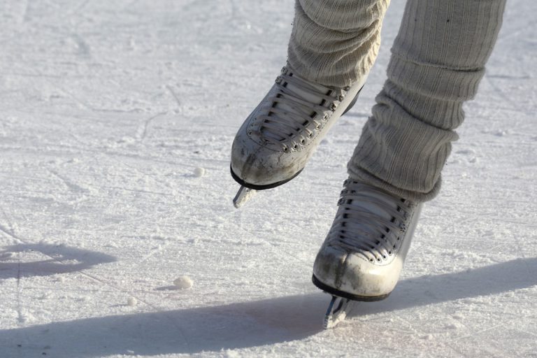 Are Castlegar’s outdoor rinks worth it, mayor wonders