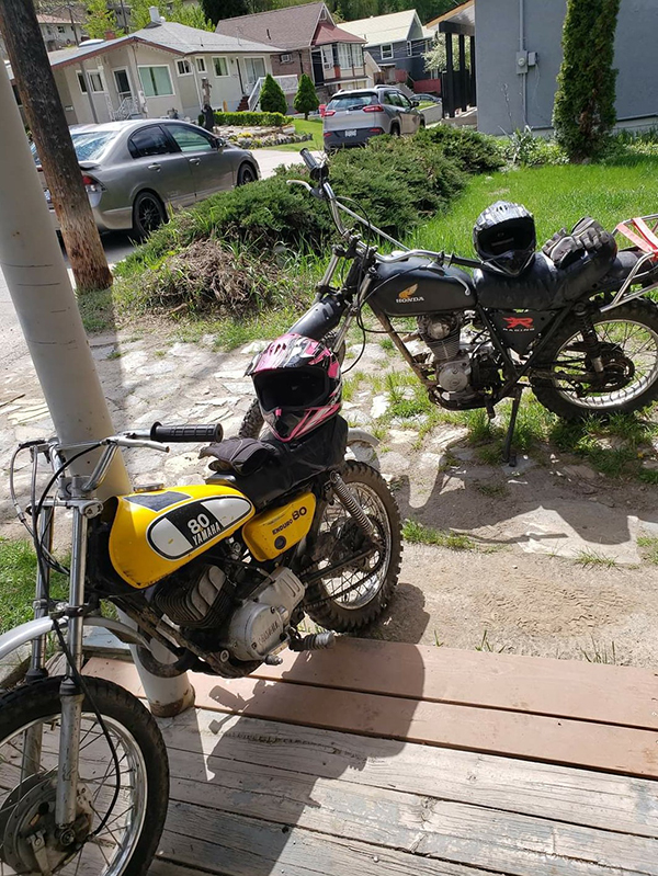 Dirt bike stolen in Warfield