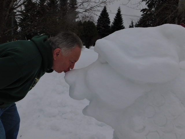 Pass Creek snow sculptor turns yard into gallery