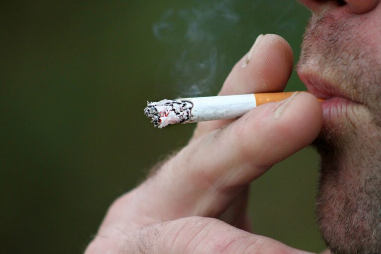 Wanted man smokes himself out in Warfield