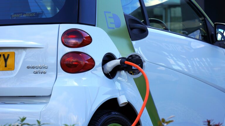 Supply chain issues affecting EV buyers: BC Hydro report