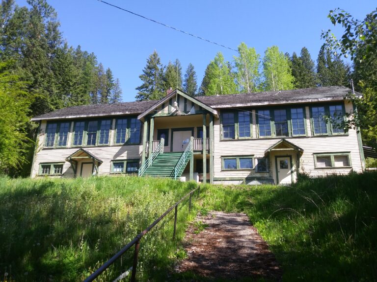 South Slocan schoolhouse demo to start this month