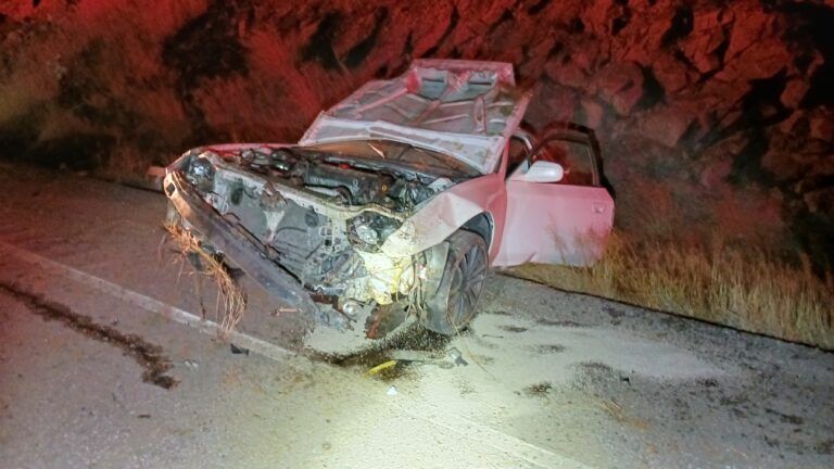Drunk driving suspected in Trail rollover