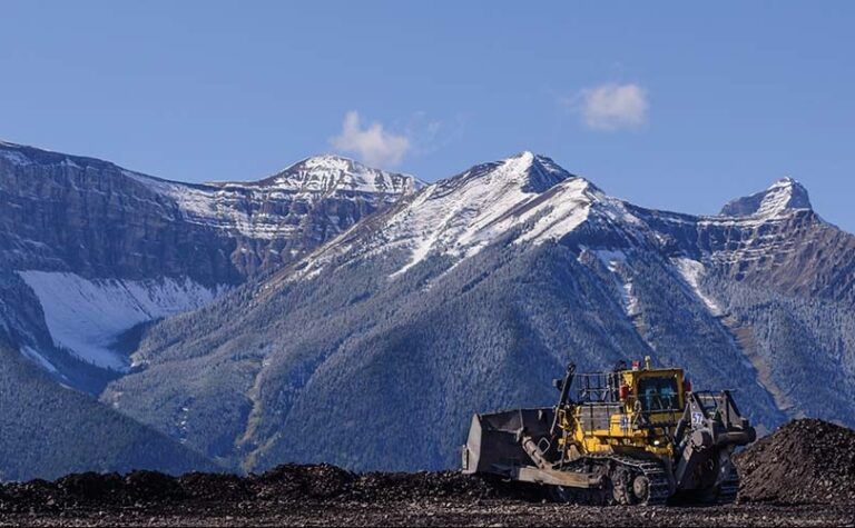 Glencore confirms bid for Teck’s coal division