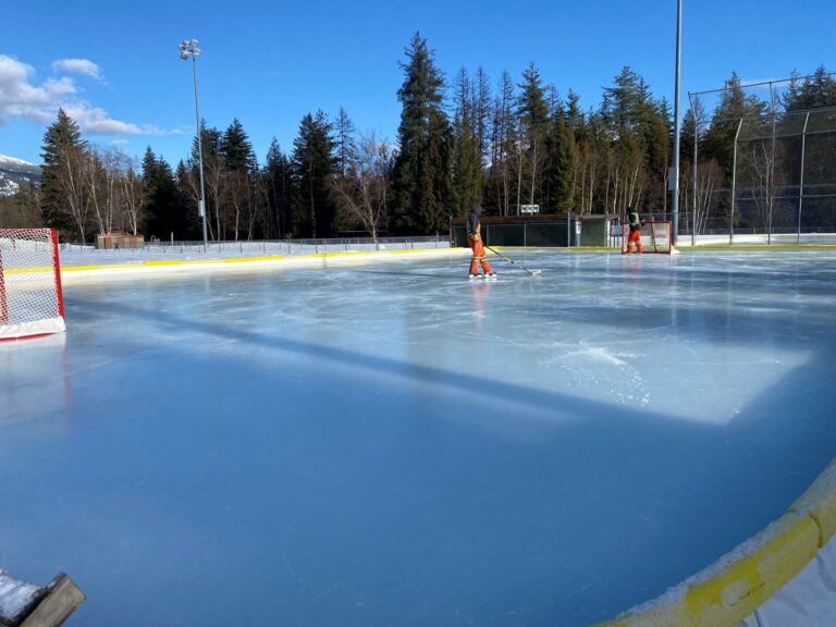 Castlegar’s outdoor rink open for the season