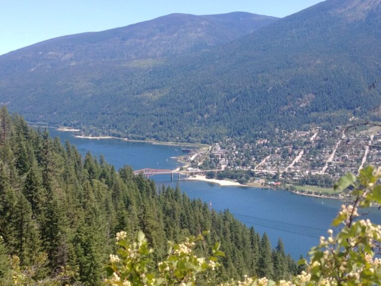 West Kootenay under High Streamflow Advisory